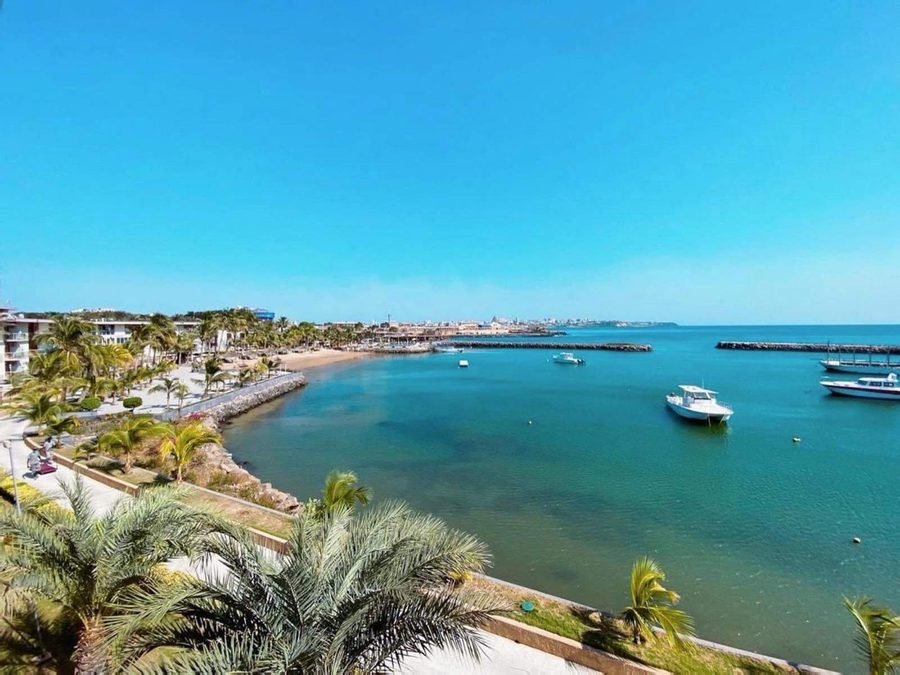The Corniche Ouest bay in Dakar, with the Plateau in the background