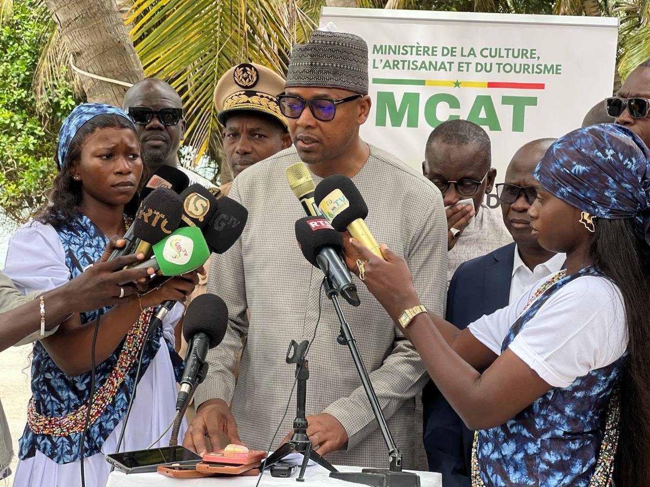 Le ministre Alpha Thiam face à la presse en Casamance